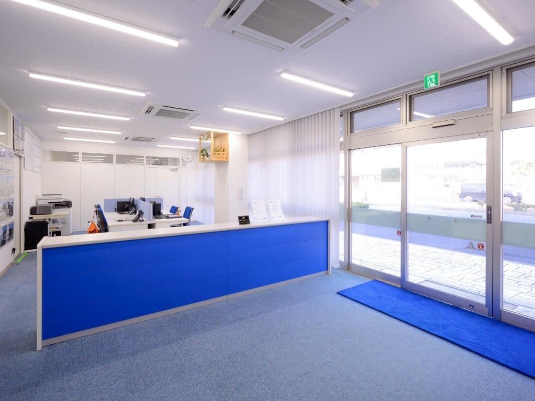 御幸建設 岡崎南営業所 応接室