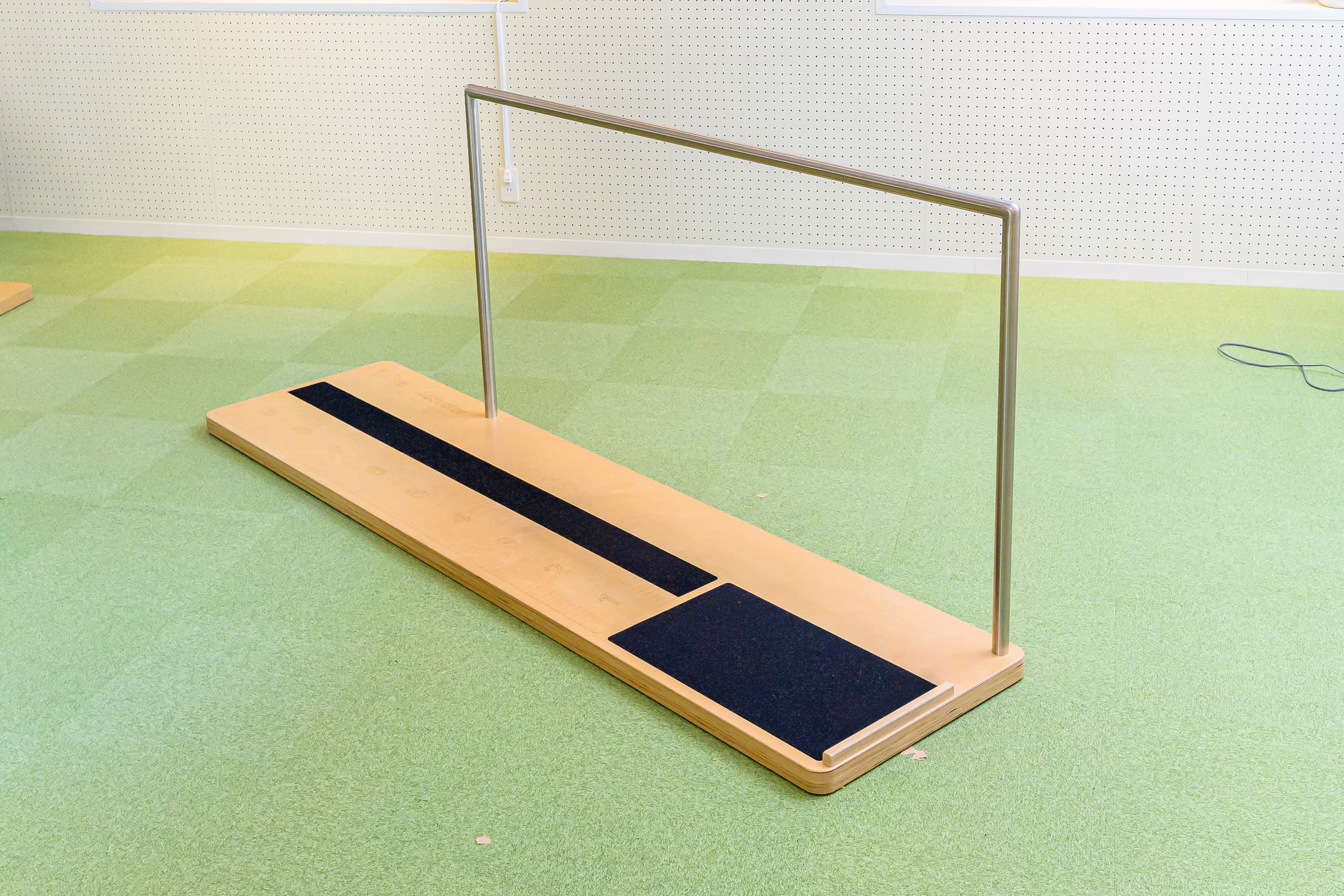 ADDUCTOR（アダクター）